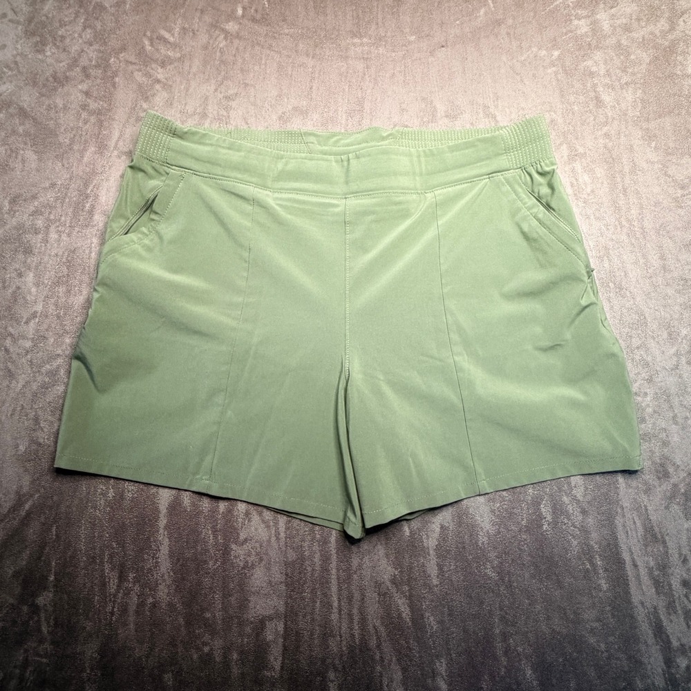 Columbia PFG Shorts Womens XL Sage Green Performance Fishing Hiking Outdoor